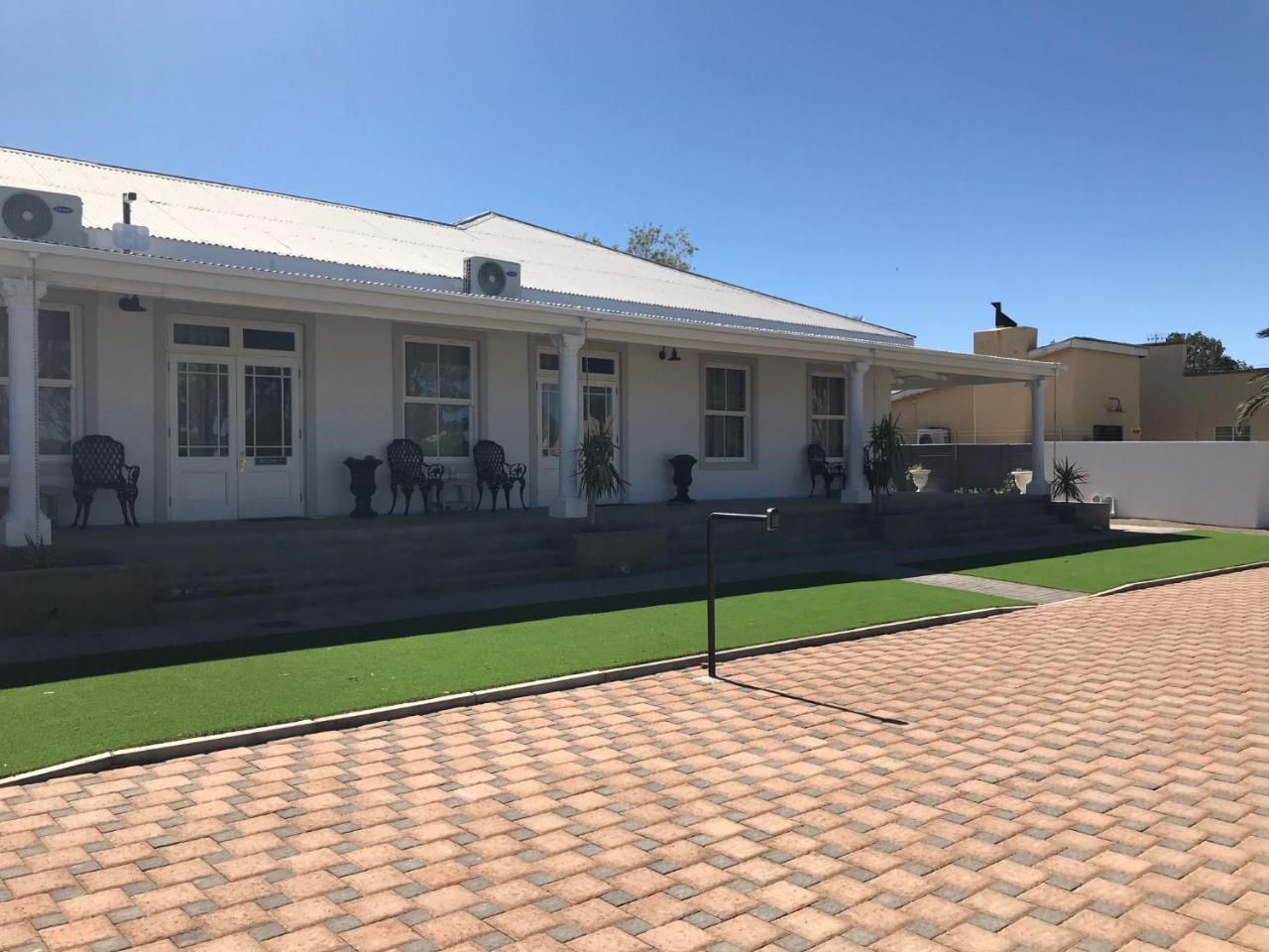 French Karoo Guesthouse Beaufort West Exterior foto